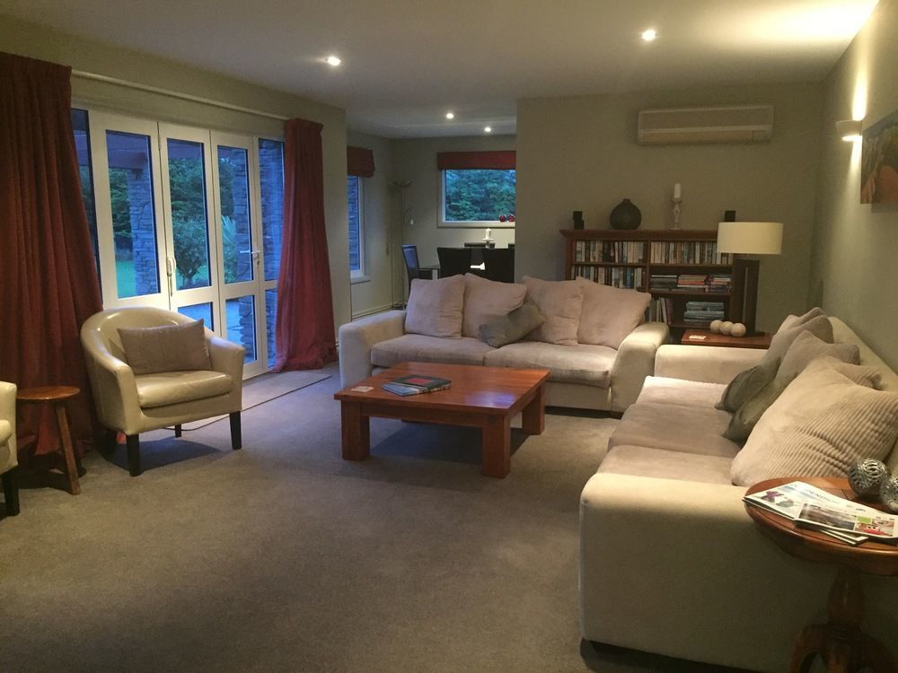 Queenstown Country Lodge Lake Hayes ภายนอก รูปภาพ