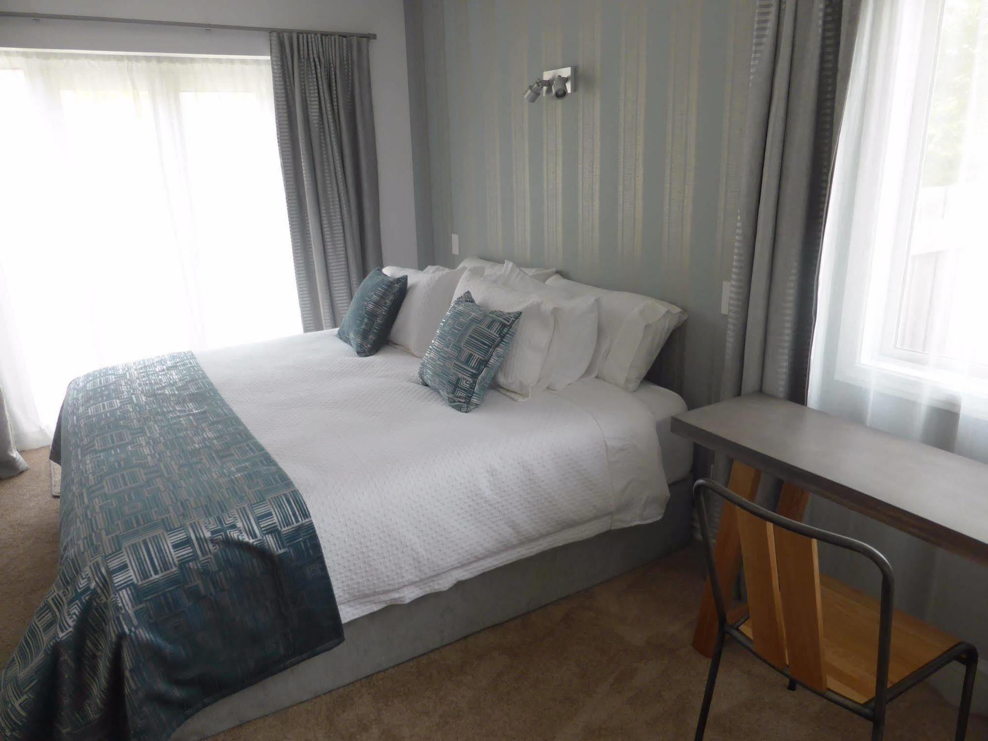 Queenstown Country Lodge Lake Hayes ภายนอก รูปภาพ