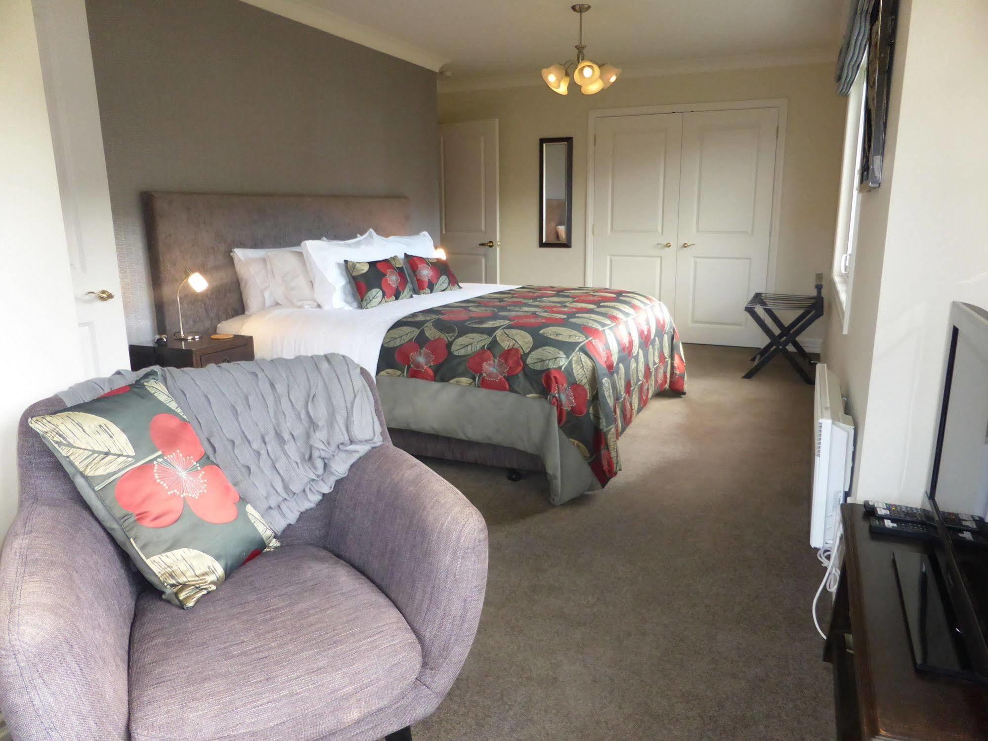Queenstown Country Lodge Lake Hayes ภายนอก รูปภาพ