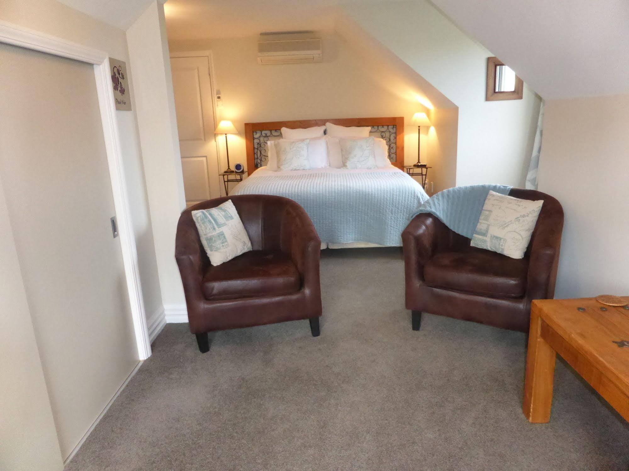 Queenstown Country Lodge Lake Hayes ภายนอก รูปภาพ